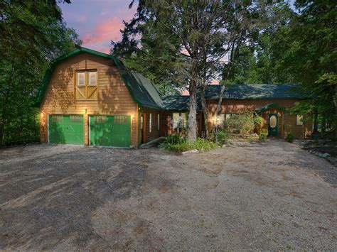 luksa lodge|The Commanda Lake Modern Log Cottages Site is Live .